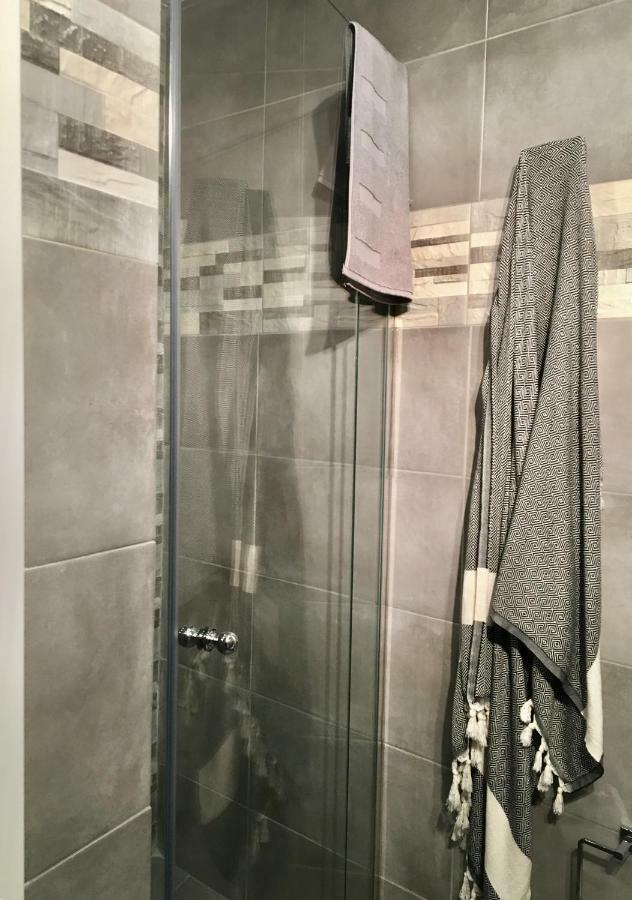 Adrianou 150 Appartement *